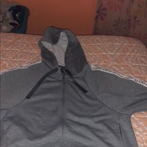 Gray Nike jacket😍